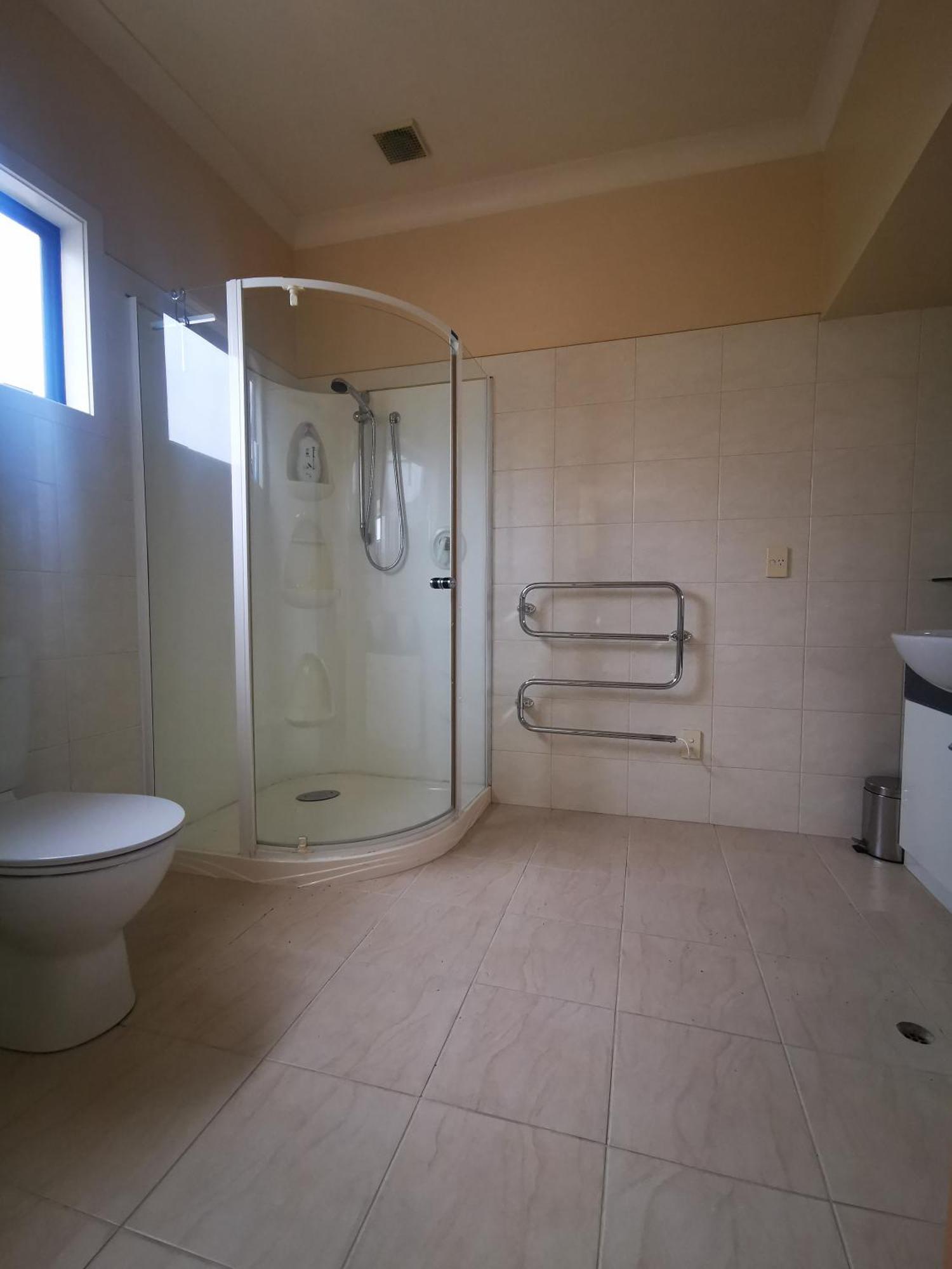 Large Luxury Apartment Located Right In Town タウポ エクステリア 写真